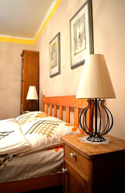 Violetta Vendeghaz Hotell Eger Rum bild
